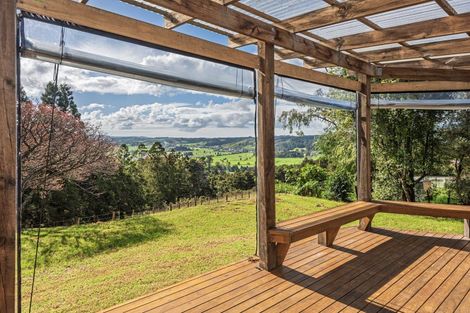 Photo of property in 400 Apotu Road, Kauri, Kamo, 0185