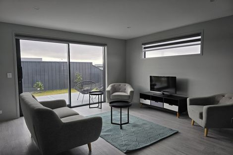 Photo of property in 4 Canal Place, Twizel, 7901