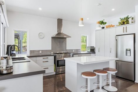 Photo of property in 40 Grant Road, Kinloch, Taupo, 3385