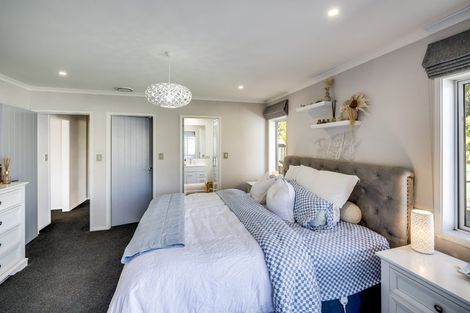 Photo of property in 38a Warwick Crescent, Taradale, Napier, 4112