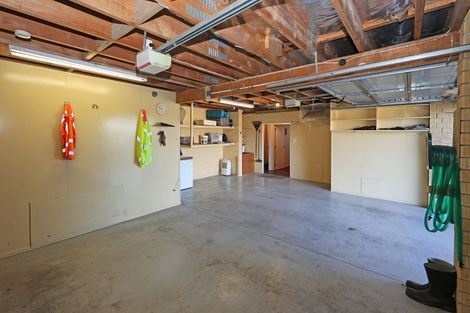 Photo of property in 11 Leven Street, South Hill, Oamaru, 9400