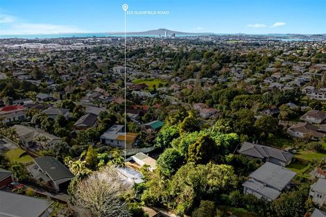 Photo of property in 323 Glenfield Road, Glenfield, Auckland, 0629