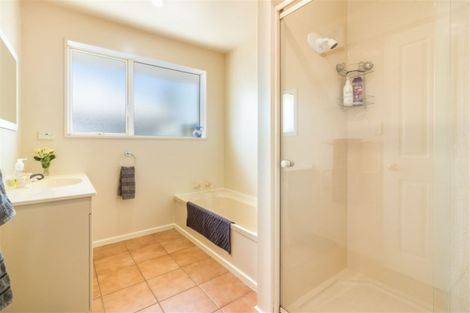 Photo of property in 4 Parkinson Place, Woodend, 7610