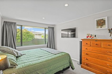 Photo of property in 780 Main North Road, Belfast, Christchurch, 8051