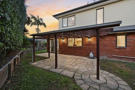 Photo of property in 35 Peninsula Road, Mangere, Auckland, 2022