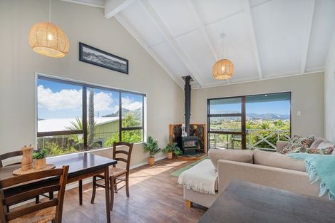 Photo of property in 72 Ocean Beach Road, Tairua, 3508
