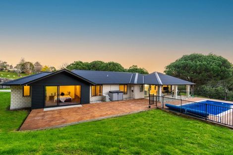 Photo of property in 2 Turtle Nut Way, Te Kauwhata, 3782