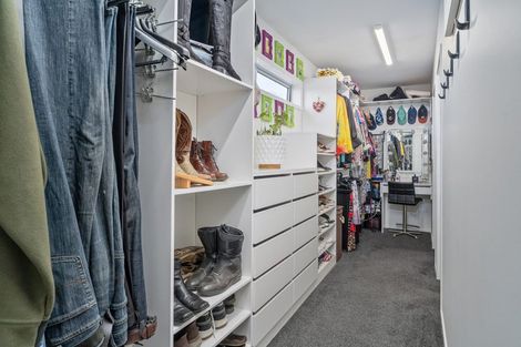 Photo of property in 15 Whitby Avenue, Whitianga, 3510