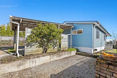 Photo of property in 3 Gazelle Avenue, Beach Haven, Auckland, 0626
