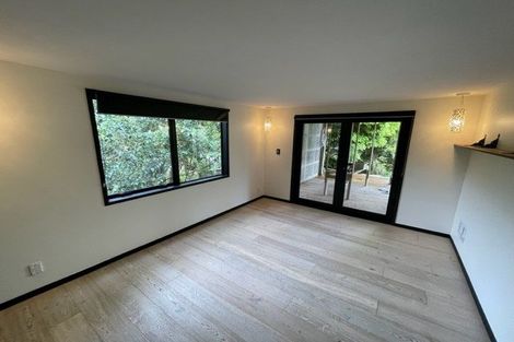 Photo of property in 20 Heathcote Road, Castor Bay, Auckland, 0620