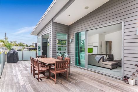 Photo of property in 42 Livingstone Street, Westmere, Auckland, 1022