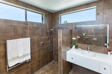 Photo of property in 80 Battersea Road, Morison Bush, Greytown, 5794