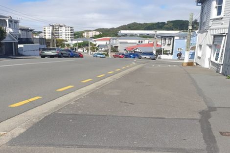 Photo of property in 140 Tasman Street, Mount Cook, Wellington, 6021