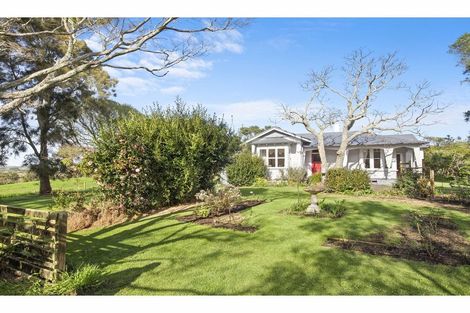 Photo of property in 1085 Awhitu Road, Pollok, Waiuku, 2683