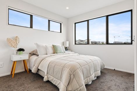 Photo of property in 4 Hea Road, Hobsonville, Auckland, 0616