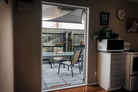 Photo of property in 3 Coromandel Court, Roslyn, Palmerston North, 4414