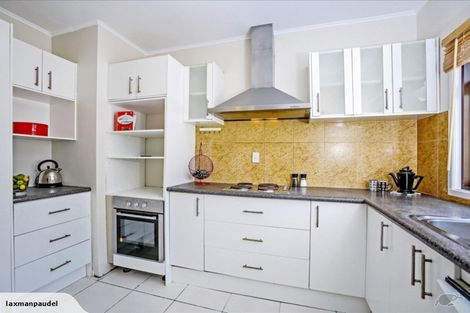 Photo of property in 1/445 Mount Albert Road, Mount Roskill, Auckland, 1041