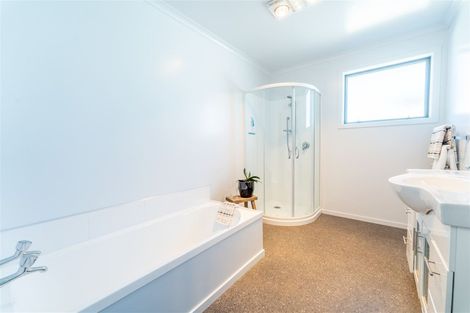 Photo of property in 6a Mersey Street, South Hill, Oamaru, 9400