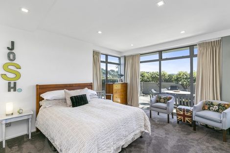 Photo of property in 63 Burnham Street, Seatoun, Wellington, 6022