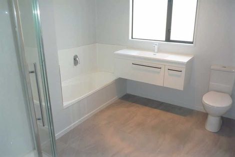 Photo of property in 118a Purchas Street, Edgeware, Christchurch, 8013