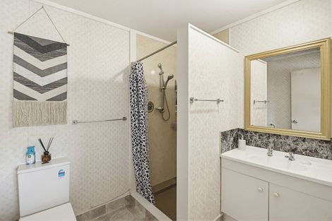 Photo of property in 1 Graham Street, Shannon, 4821