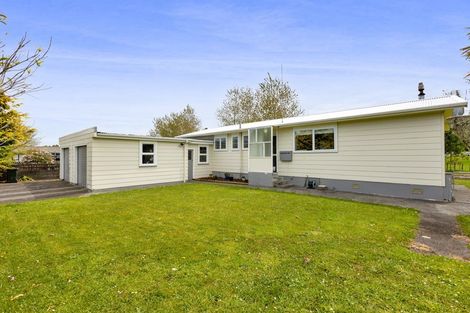 Photo of property in 8 Karaka Street, Inglewood, 4330