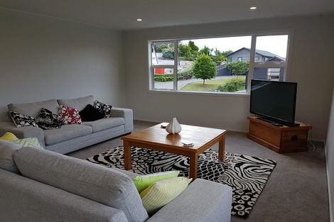 Photo of property in 27 Tremaine Avenue, Two Mile Bay, Taupo, 3330