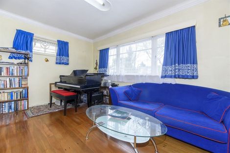 Photo of property in 1/10 White Swan Road, Mount Roskill, Auckland, 1041