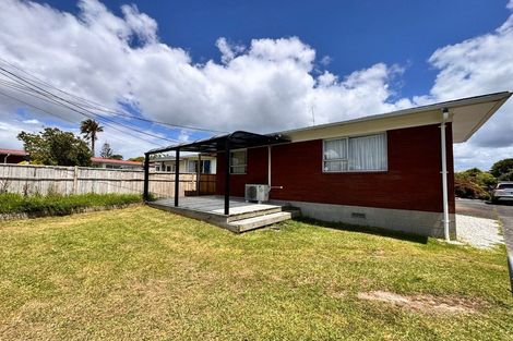 Photo of property in 1/149 View Road, Sunnyvale, Auckland, 0612