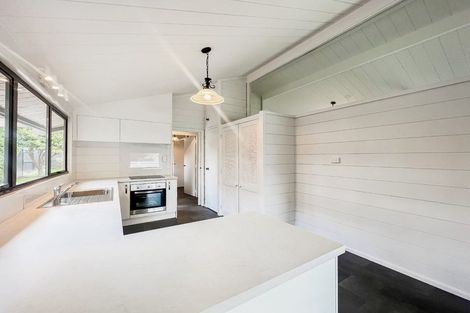 Photo of property in 41 Delamare Road, St Andrews, Hamilton, 3200