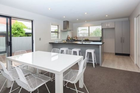 Photo of property in 45 Woodville Street, Edgeware, Christchurch, 8013