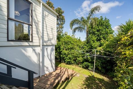 Photo of property in 5/8 West Lynn Road, Titirangi, Auckland, 0604