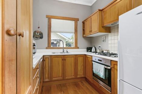 Photo of property in 21 Williams Street, Cambridge, 3434