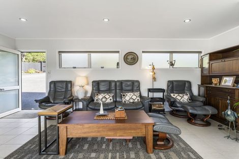 Photo of property in 23 Crows Road, Swanson, Auckland, 0614