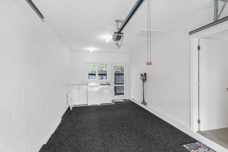 Photo of property in 20 Strowan Road, Strowan, Christchurch, 8052