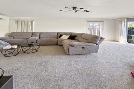 Photo of property in 2/518 Fitzroy Avenue, Hastings, 4122