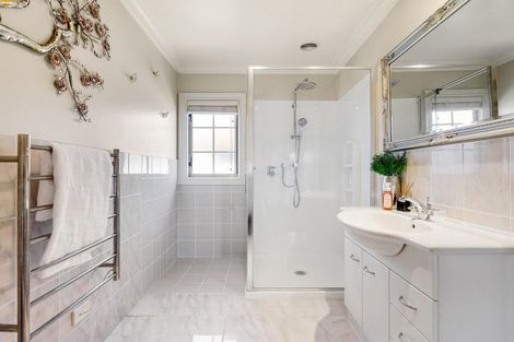 Photo of property in 30 Nielsen Gardens, Rototuna, Hamilton, 3210