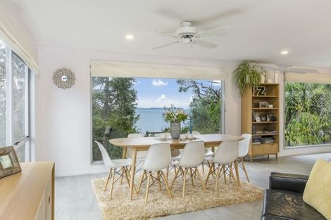 Photo of property in 71 Fidelis Avenue, Snells Beach, 0920