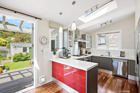 Photo of property in 53 Brougham Street, Mount Victoria, Wellington, 6011