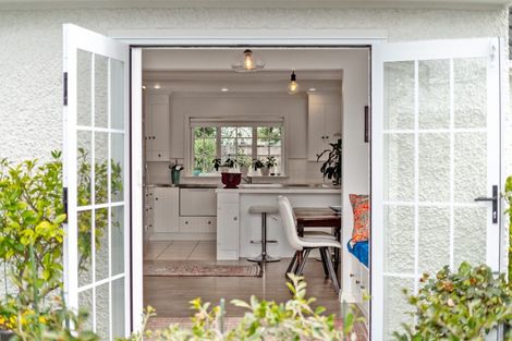 Photo of property in 183a High Street South, Carterton, 5713