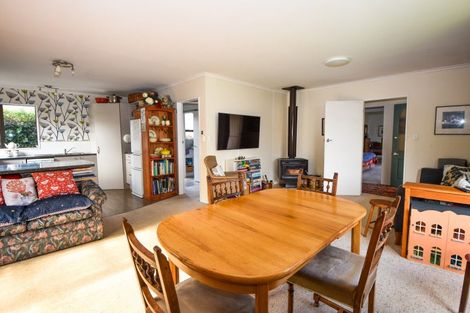 Photo of property in 8 Davy Street, Carterton, 5713