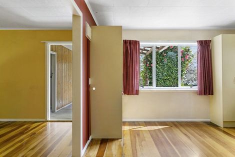 Photo of property in 15 Waitahanui Avenue, Taupo, 3330