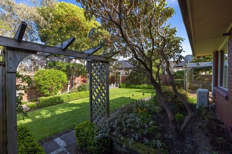 Photo of property in 17 Dellow Place, Spreydon, Christchurch, 8024