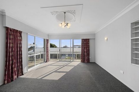 Photo of property in 312 Tukapa Street, Hurdon, New Plymouth, 4310