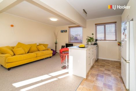 Photo of property in 23 Royal Crescent, Saint Kilda, Dunedin, 9012