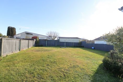 Photo of property in 24 Avenue Road, West End, Timaru, 7910