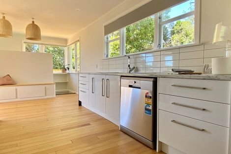 Photo of property in 24 Taupo Crescent, Plimmerton, Porirua, 5026