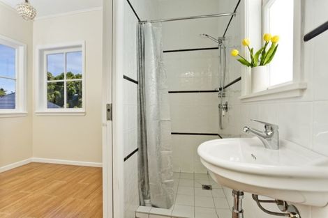 Photo of property in 226 Onewa Road, Birkenhead, Auckland, 0626