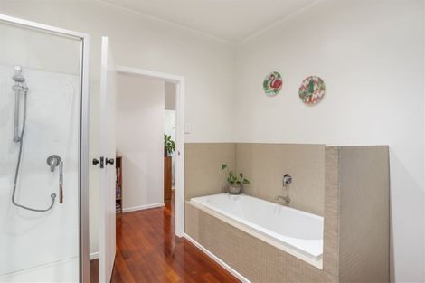 Photo of property in 2a Keystone Avenue, Mount Roskill, Auckland, 1041