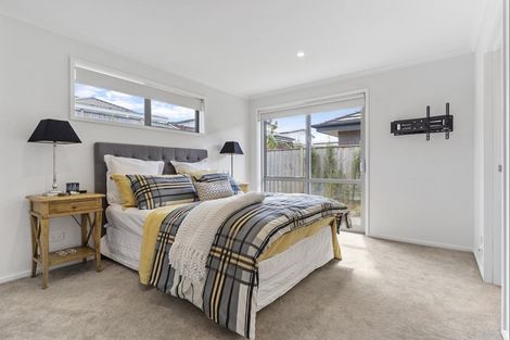 Photo of property in 17 Raki Street, Pukekohe, 2120